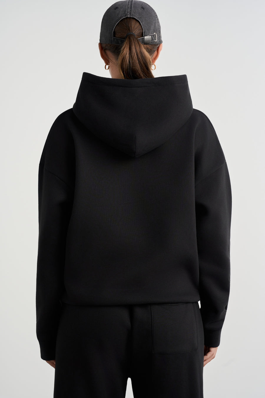 Équilibre Oversized Hoodie · Black